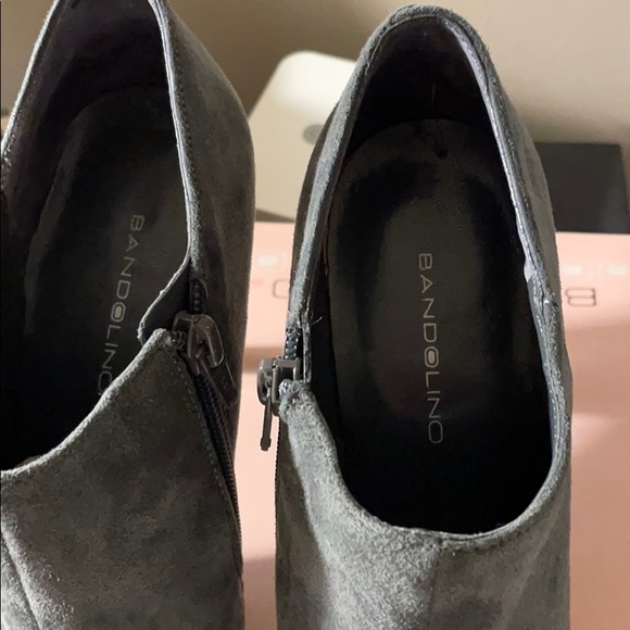 Bandolino Gray Suede Heel booties size 7M - Picture 7 of 9